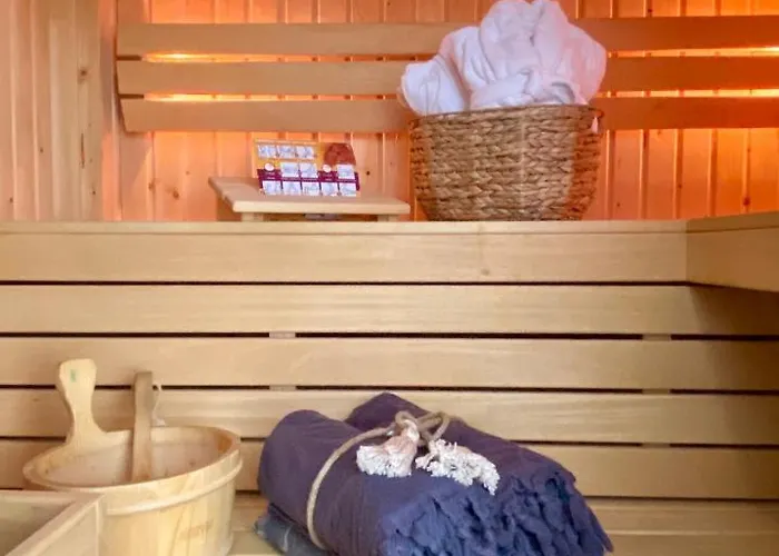 Romantic Wellness فندق مبيت وإفطار